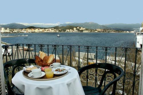Le Dauphin Hotel 2*